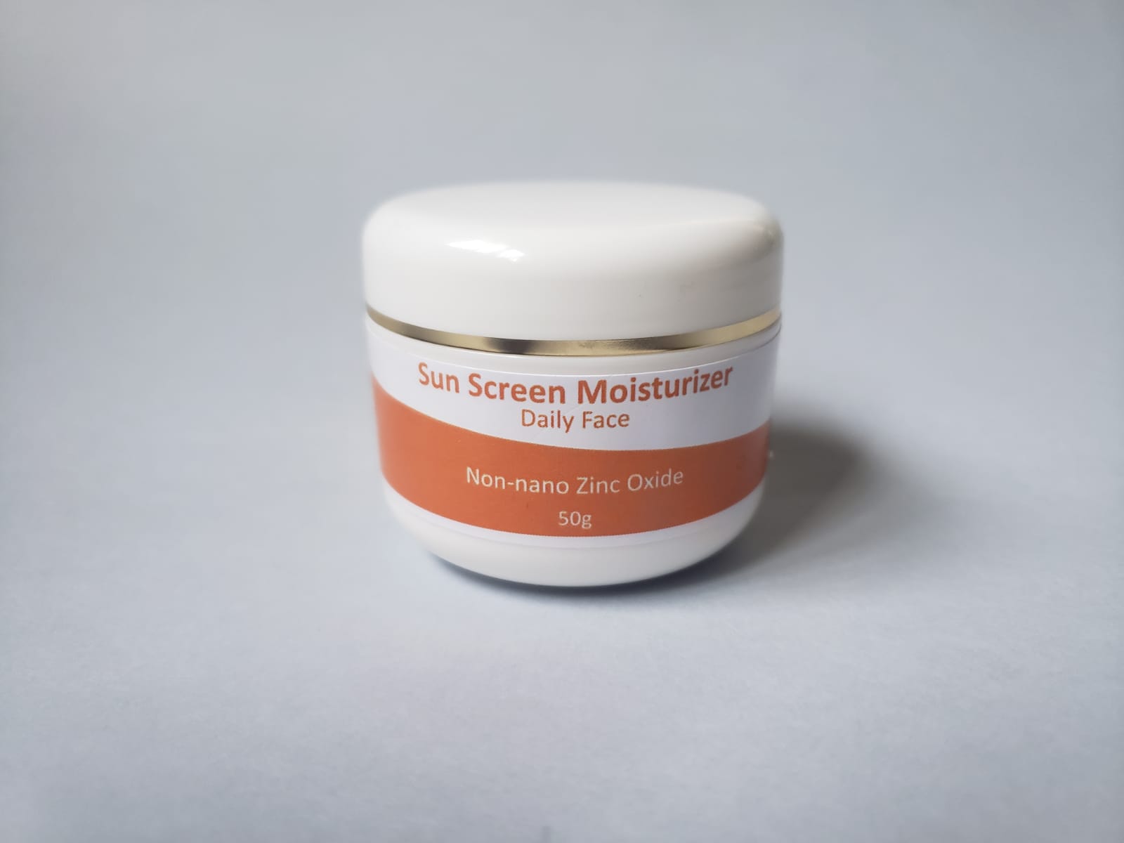 Sunscreen moisturizer cream